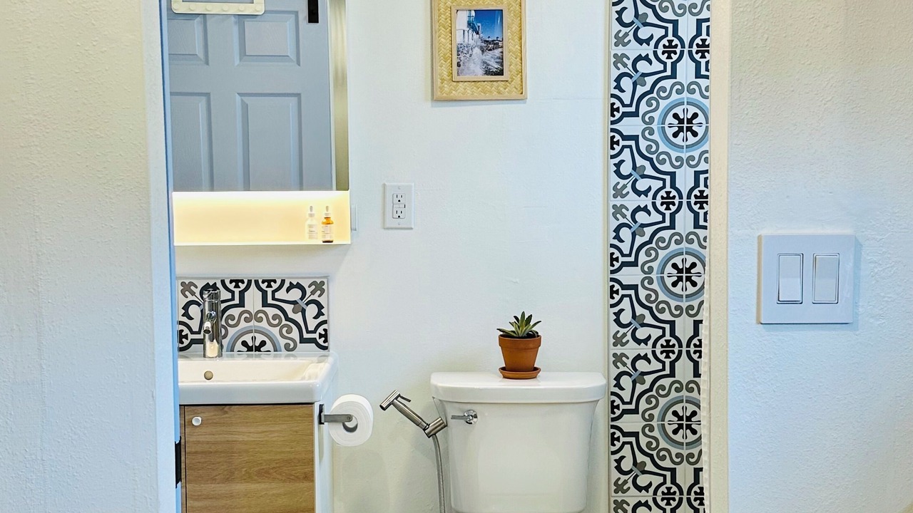 Photo of Bathroom in Downtown Zephyrhills