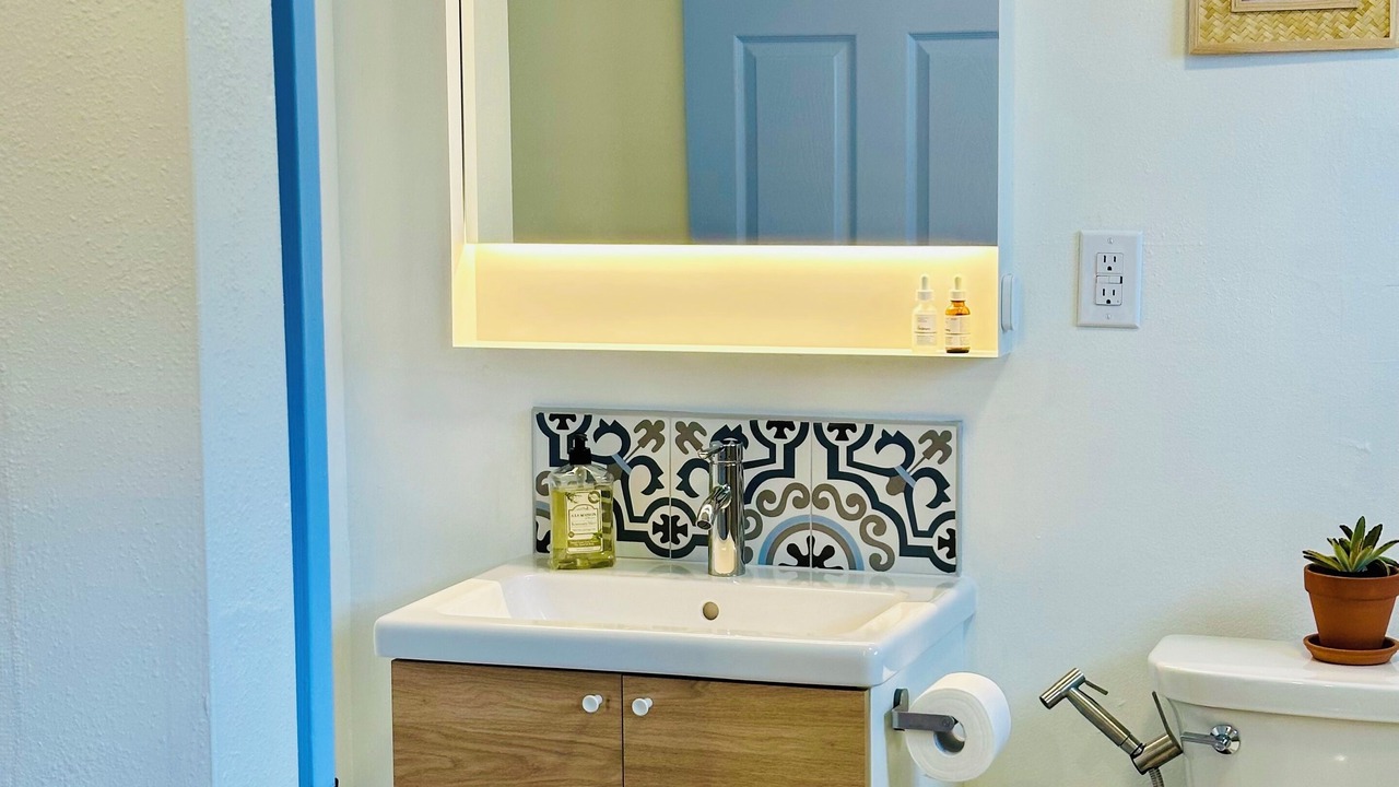 Photo of Bathroom in Downtown Zephyrhills