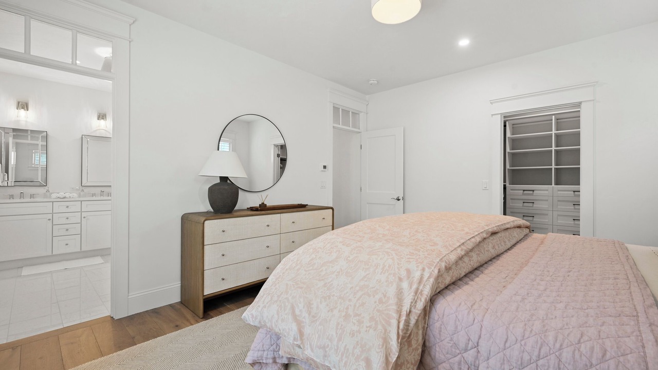 Photo of Bedroom in Mashpee