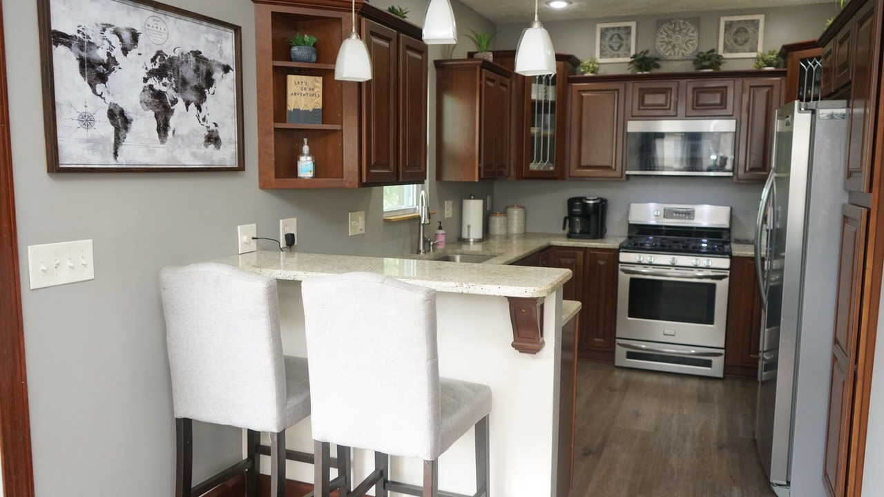 Photo of Kitchen in Elyria