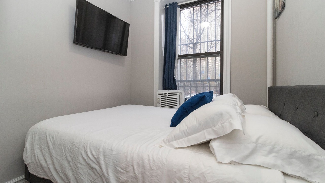 Photo of Bedroom in Kips Bay