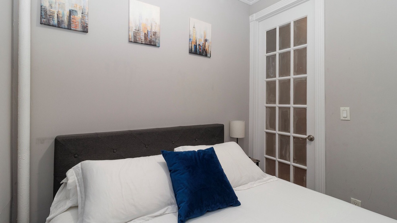 Photo of Bedroom in Kips Bay