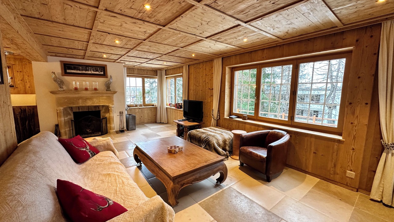 Photo of Bedroom in Noes