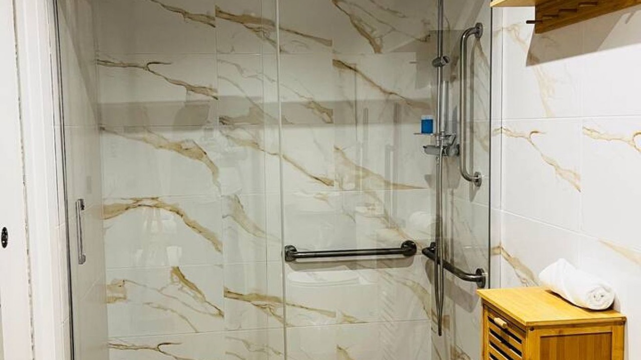 Photo of Bathroom in Aiora