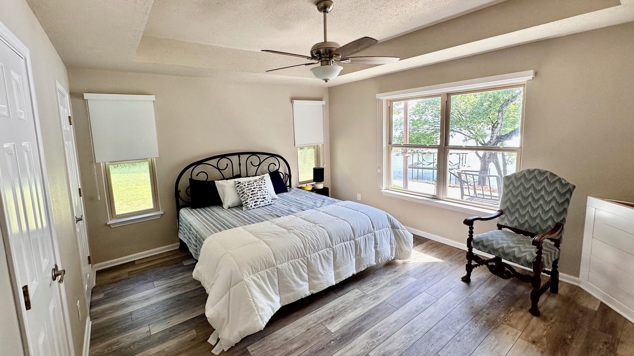 Photo of Bedroom in White Settlement