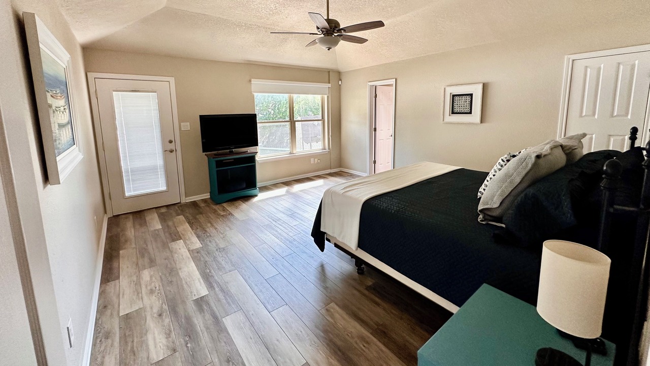 Photo of Bedroom in White Settlement