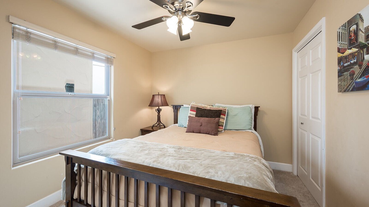 Photo of Bedroom in Downtown