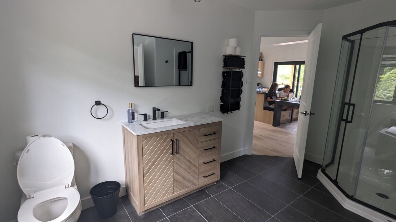 Photo of Bathroom in Shawinigan