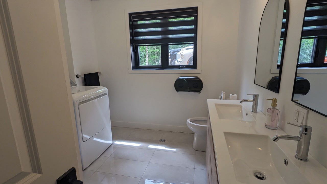Photo of Bathroom in Shawinigan