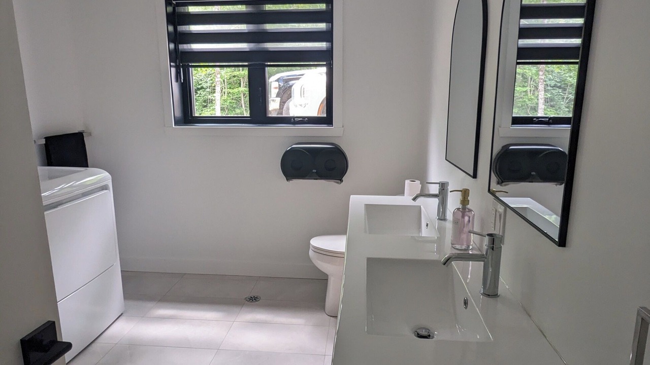 Photo of Bathroom in Shawinigan