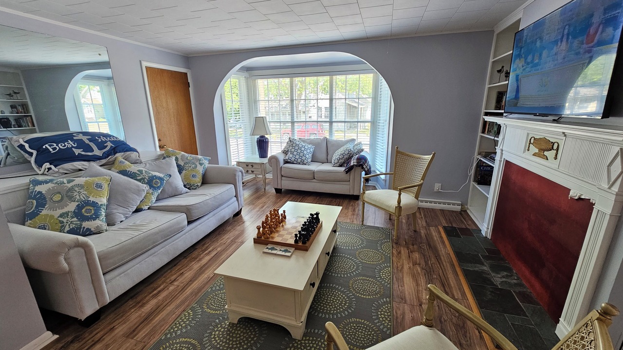 Photo of Livingroom in Manistee