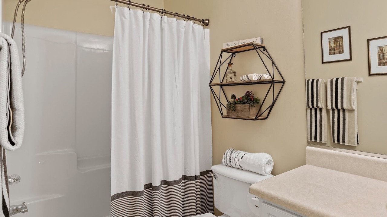 Photo of Bathroom in National Hills
