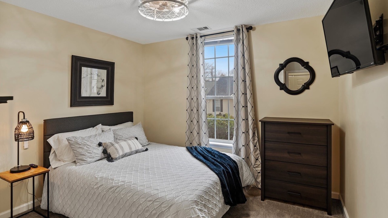 Photo of Bedroom in National Hills