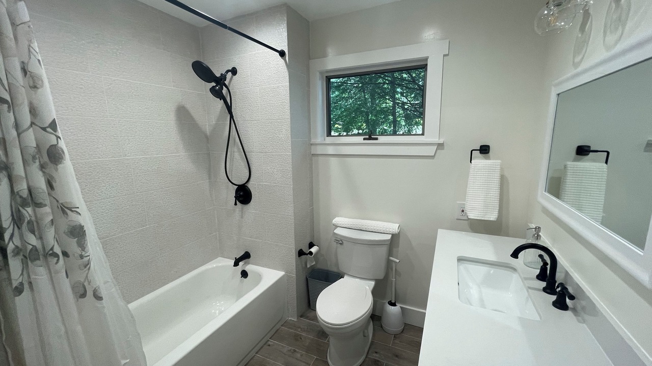 Photo of Bathroom in Lackawaxen
