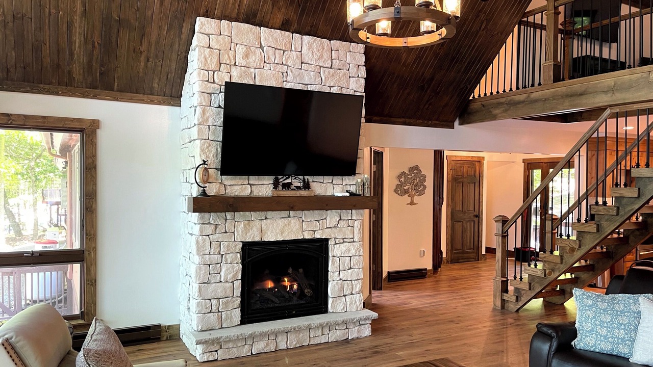 Photo of Livingroom in Lackawaxen