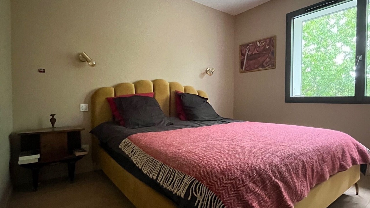 Photo of Bedroom in Francheville Le Bas