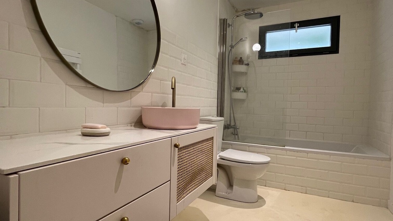 Photo of Bathroom in Francheville Le Bas
