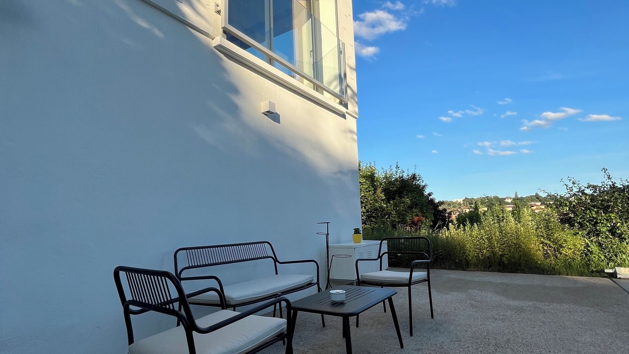 Photo of Outdoor in Francheville Le Bas