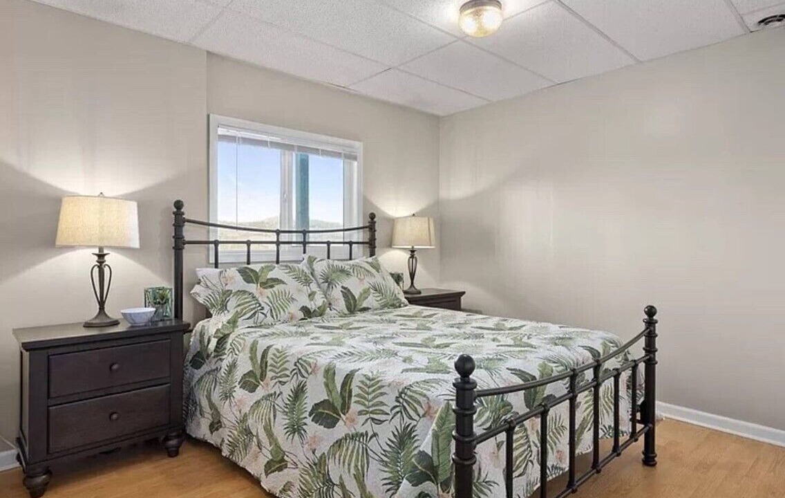 Photo of Bedroom in Kimberling City