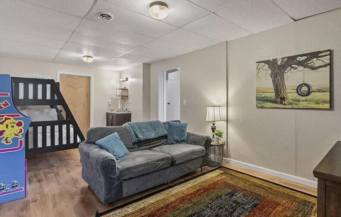 Photo of Bedroom in Kimberling City