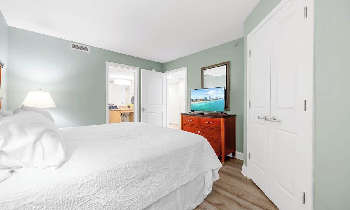 Photo of Bedroom in Downtown Myrtle Beach