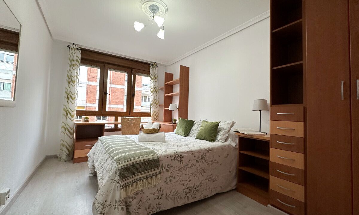 Photo of Bedroom in Somo
