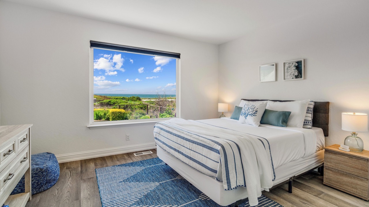 Photo of Bedroom in Half Moon Bay