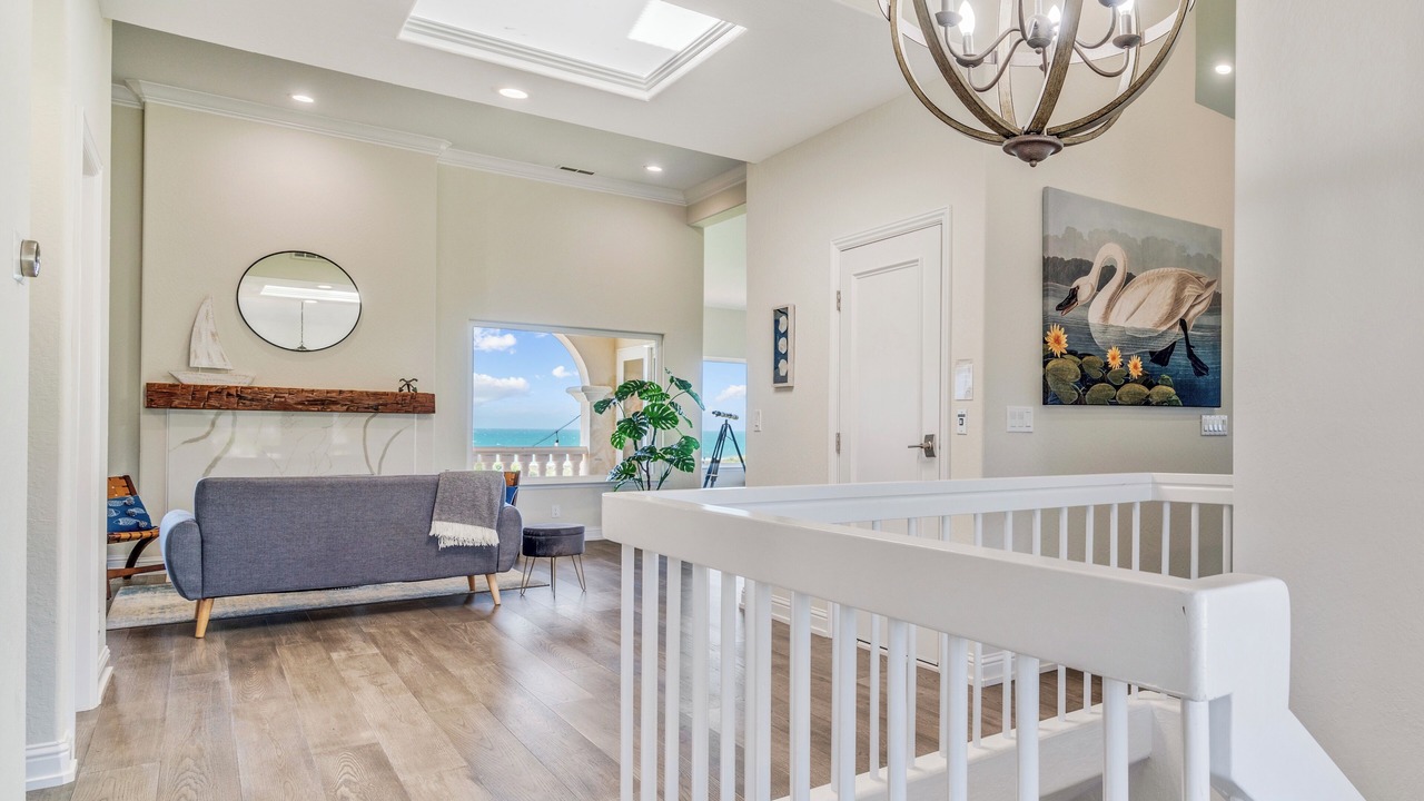 Photo of Livingroom in Half Moon Bay