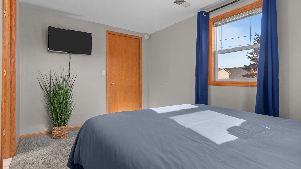 Photo of Bedroom in Menasha