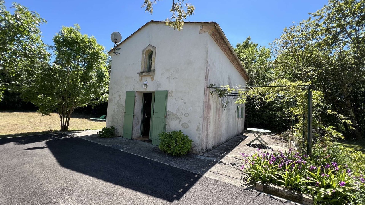 Photo of Outdoor in Saint-Vivien-de-Medoc