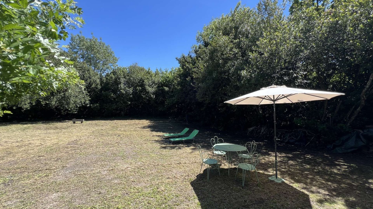 Photo of Outdoor in Saint-Vivien-de-Medoc