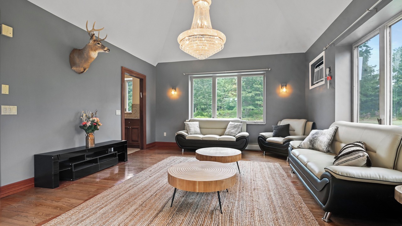 Photo of Livingroom in Mount Pocono