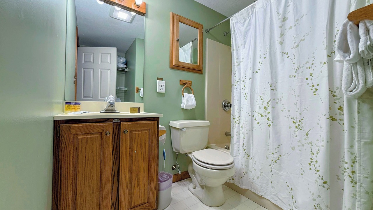 Photo of Others in Bretton Woods