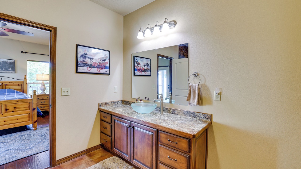 Photo of Bathroom in Newton County