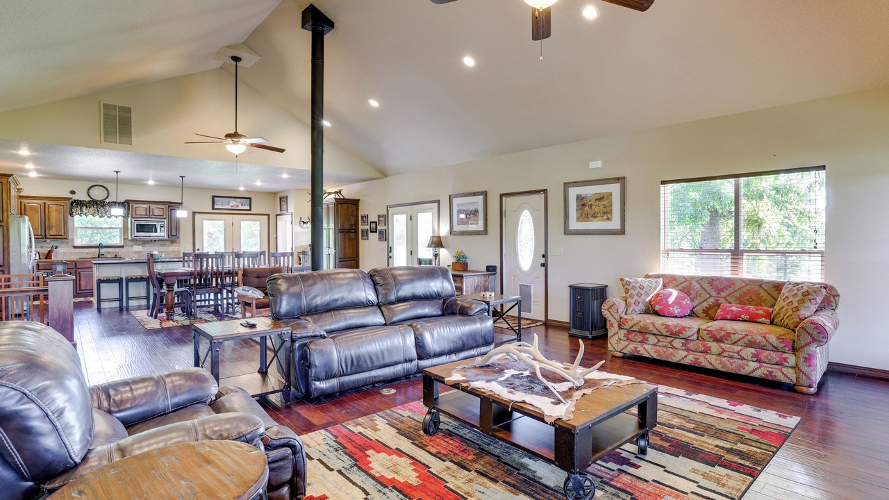 Photo of Bedroom in Newton County