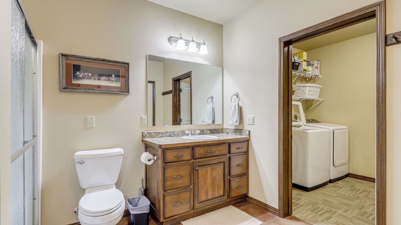 Photo of Bathroom in Newton County