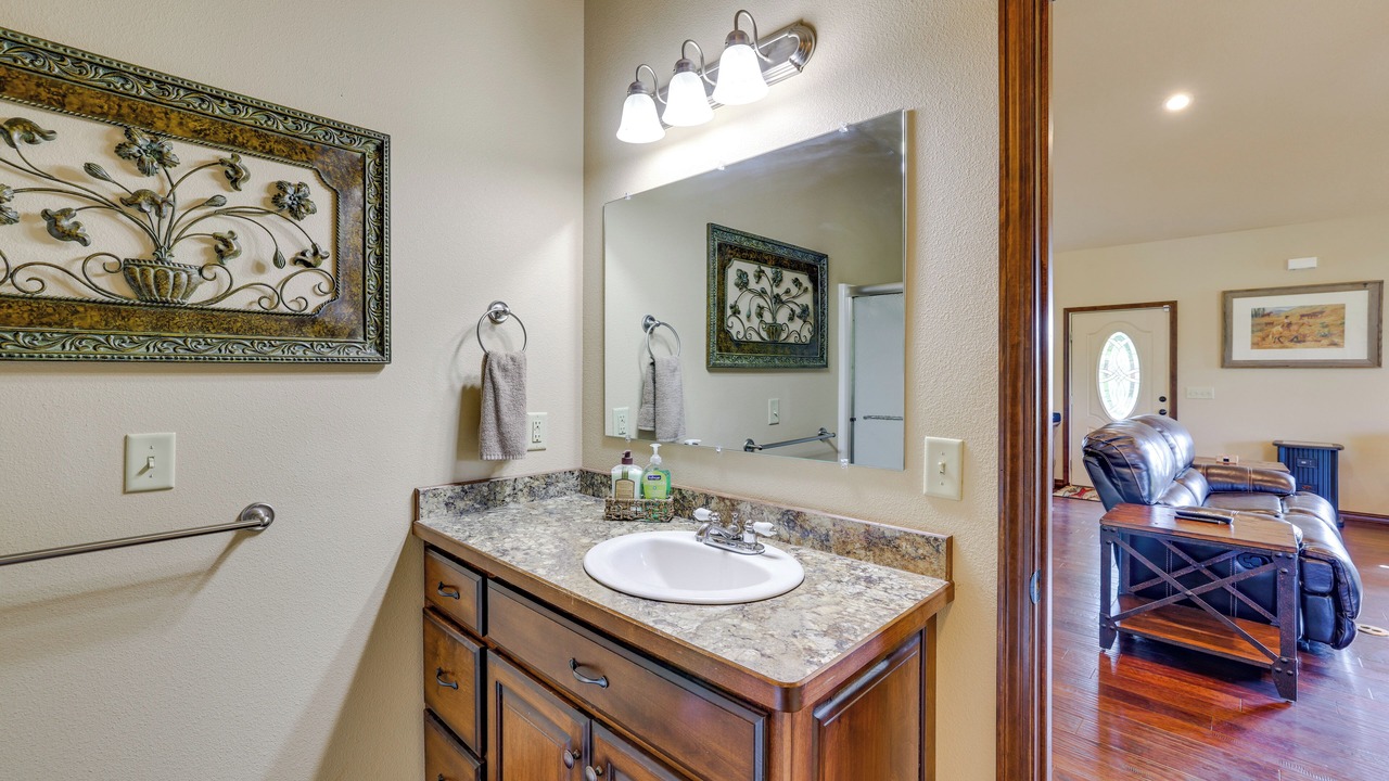 Photo of Bathroom in Newton County