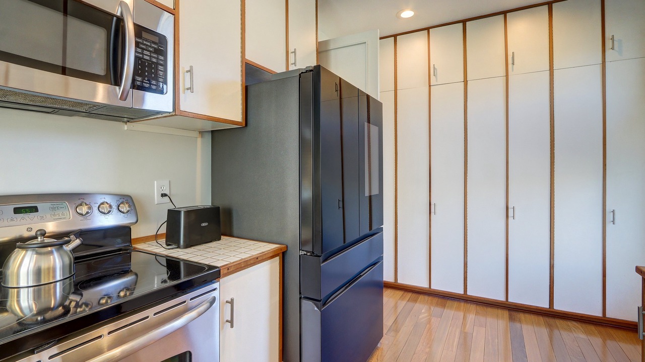 Photo of Others in Eastlake