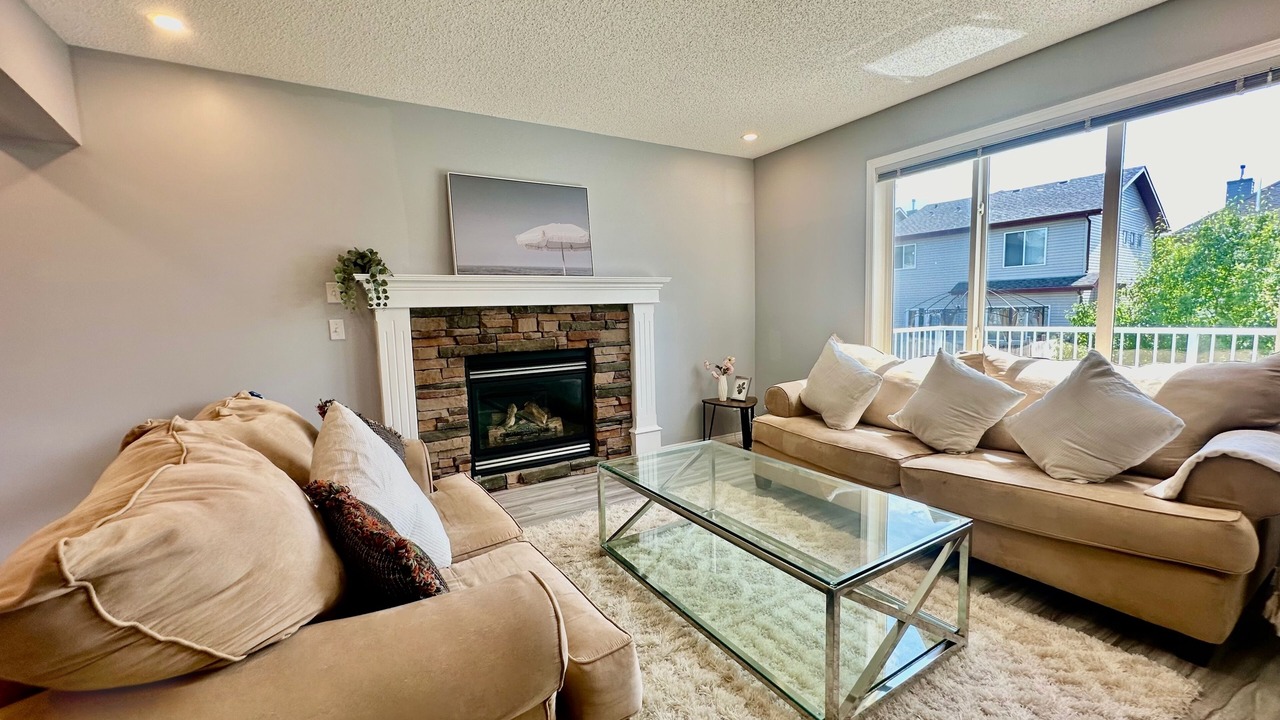 Photo of Livingroom in Evanston