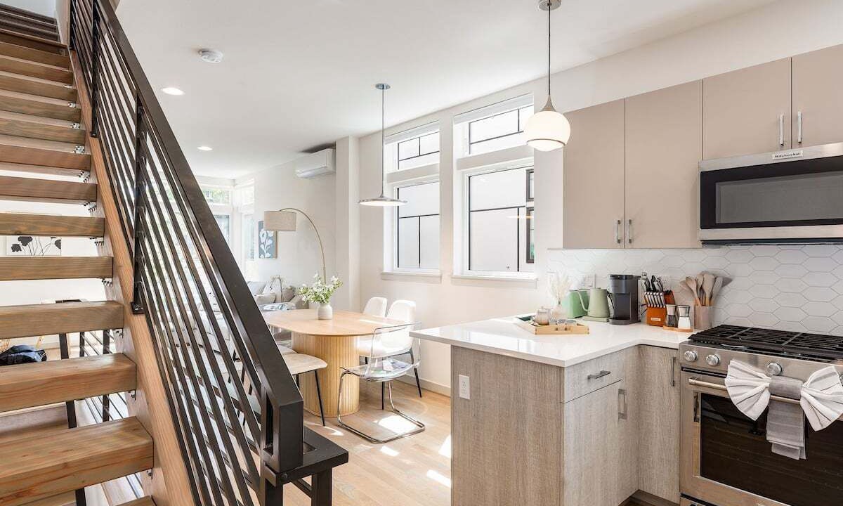 Photo of Kitchen in East Queen Anne