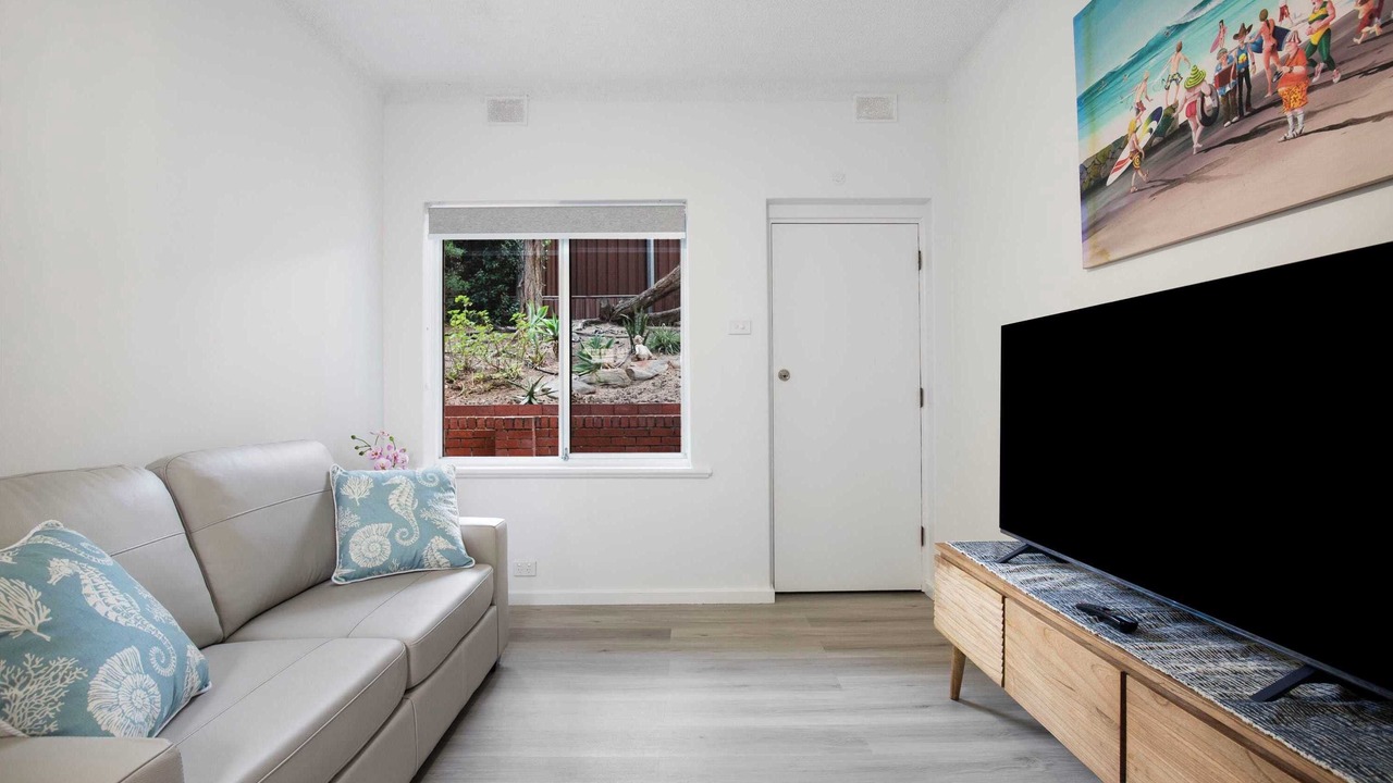 Photo of Livingroom in Henley Beach South