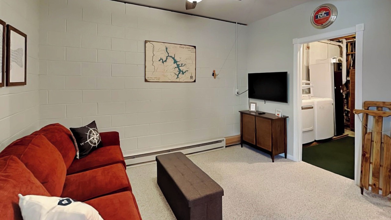 Photo of Bedroom in Mountainside