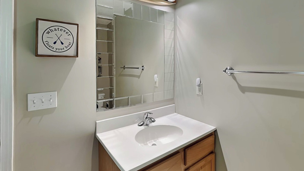 Photo of Bathroom in Mountainside