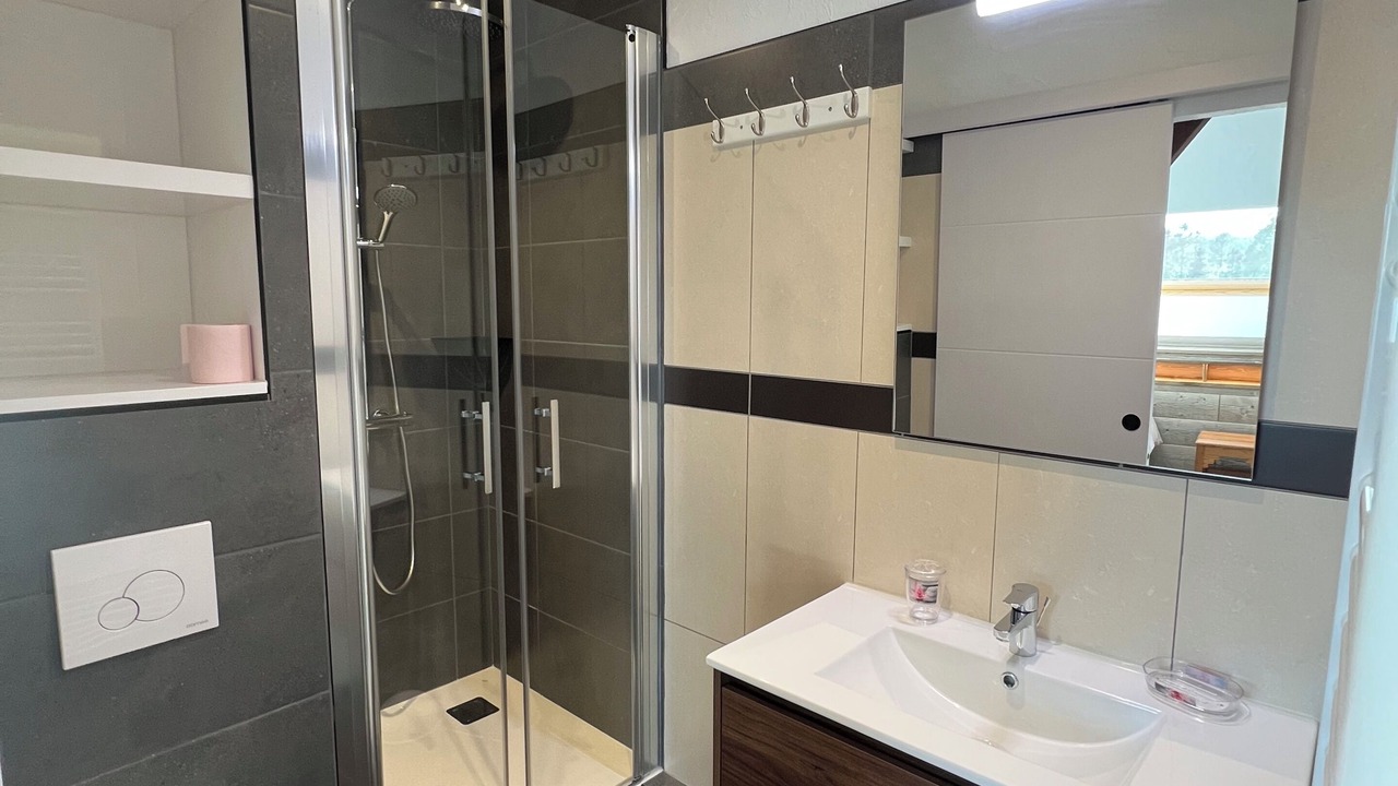 Photo of Bathroom in Tingry