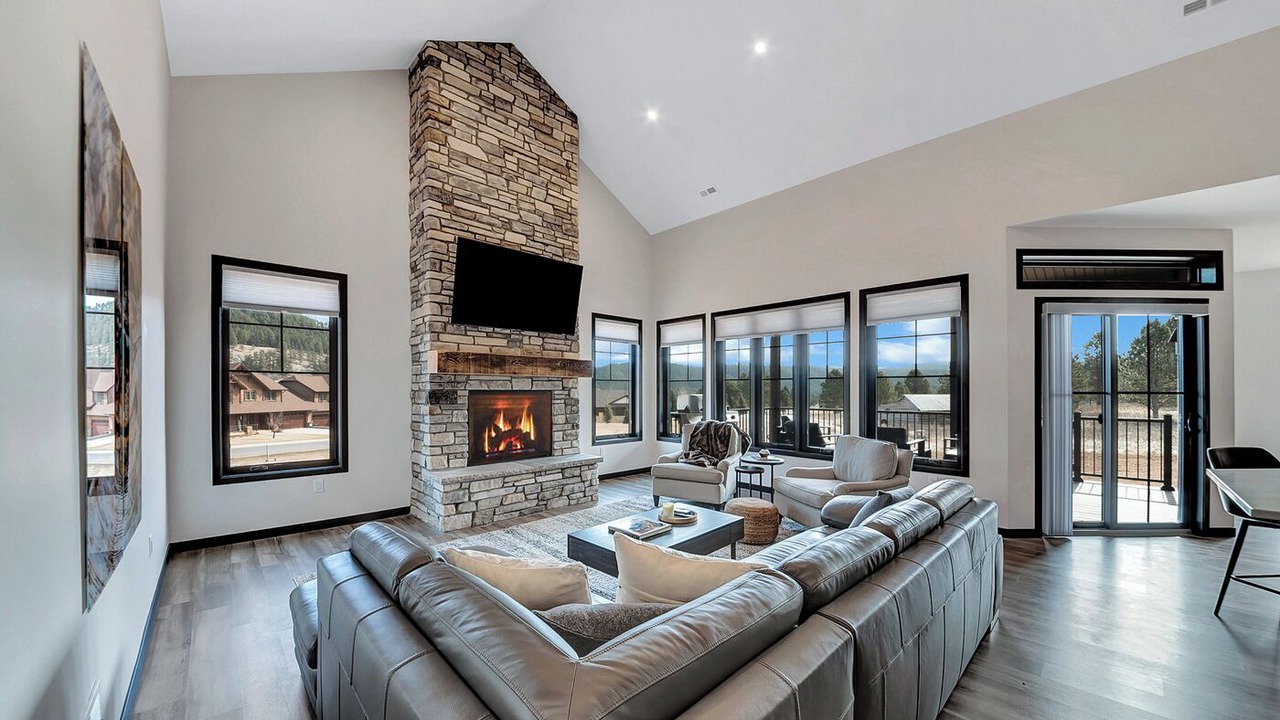Photo of Livingroom in Sturgis