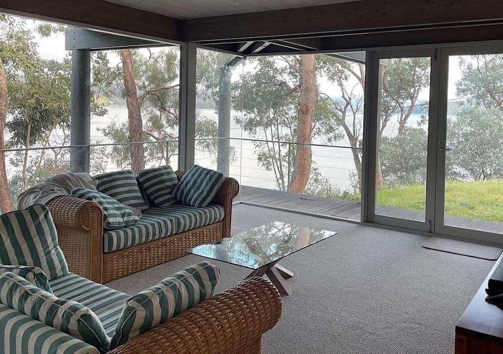 Photo of Livingroom in Taylor Bay