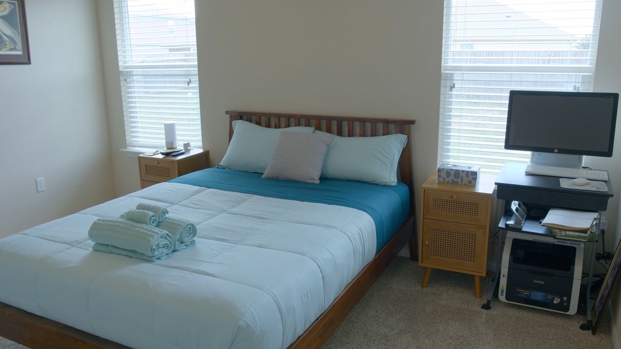 Photo of Bedroom in Kyle