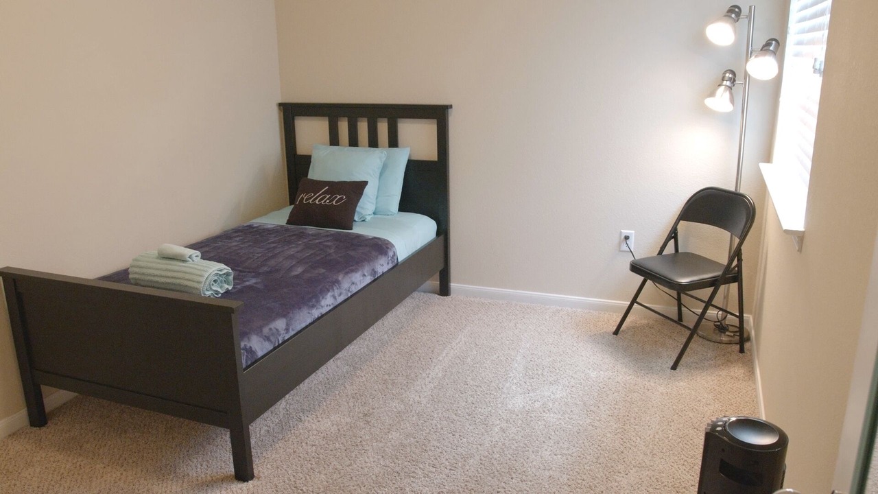 Photo of Bedroom in Kyle