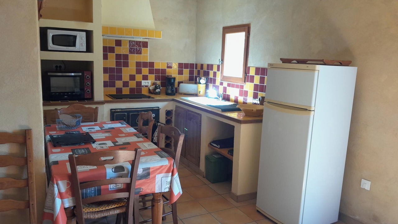 Photo of Kitchen in Saint-Marcel-d'Aredeche