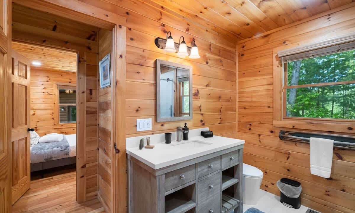 Photo of Bathroom in Epworth